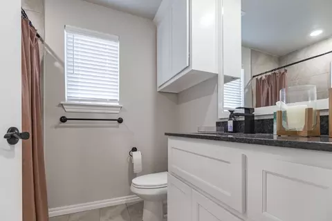 Bath - 8701 Stark St, Arcadia, OK 73007 photo 17 of 18