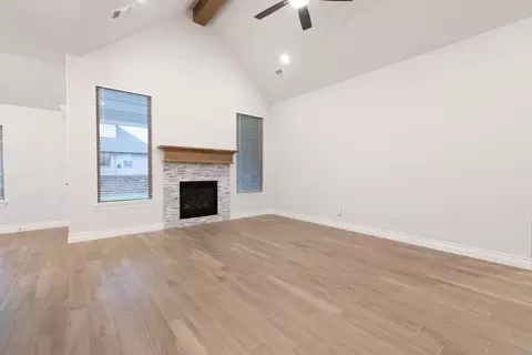 Living - 8701 Stark St, Arcadia, OK 73007 photo 5 of 11
