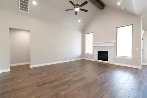 Living - 8701 Stark St, Arcadia, OK 73007 photo 4 of 11