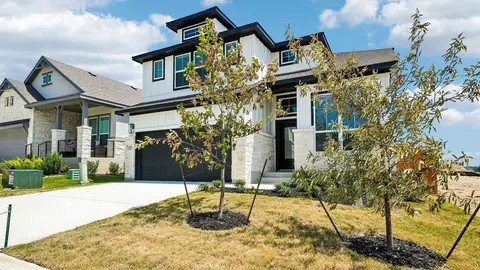 1838 Pining St, New Braunfels, TX 78132