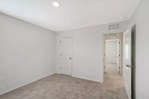 Bedroom - 4638 Hawthorn Ave, Parrish, FL 34219 photo 4 of 4