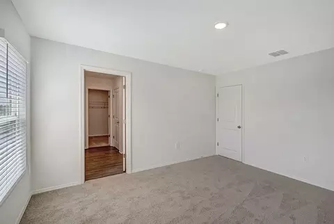 Bedroom - 4638 Hawthorn Ave, Parrish, FL 34219 photo 2 of 4