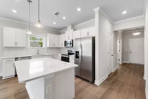 Entry Way - 531 Glitter Bay Loop, Shallotte, NC 28470 photo 2 of 2
