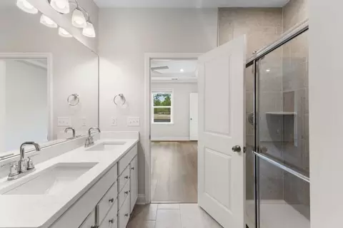 Bath - 531 Glitter Bay Loop, Shallotte, NC 28470 photo 1 of 3