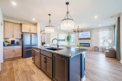 Kitchen - 6211 Vintage Fleet Ln, Union, KY 41091 photo 6 of 14