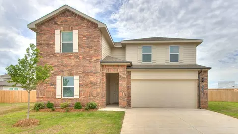 10244 NW 24th Ter, Yukon, OK 73099