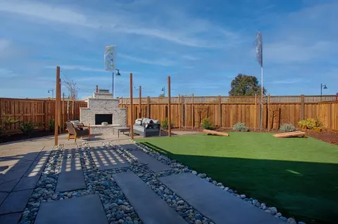 Exterior - 16939 Gebhardt St, Lathrop, CA 95330 photo 4 of 17