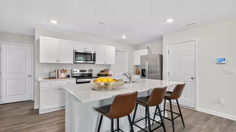 Kitchen - 568 Stream Walk Xing, Wendell, NC 27591 photo 3 of 4