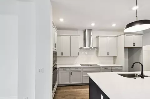 Kitchen - 5593 Coopers Hawk Ct, Saint Cloud, FL 34772 photo 3 of 3