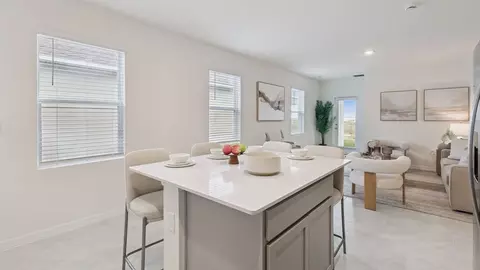 Kitchen - 5515 Taverna Loop, Winter Haven, FL 33884 photo 2 of 2