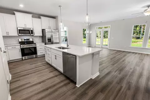 Kitchen - Cross Creek Drive, Pooler, GA 31322 photo 1 of 2