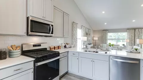 9850 Upper 89th St S, Cottage Grove, MN 55016