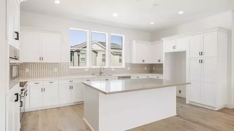 Kitchen - 1715 Central Pkwy, Dublin, CA 94568 photo 3 of 13