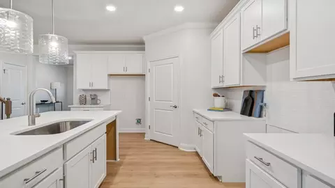 Kitchen - 002 2, Staunton, VA 24401 photo 14 of 15