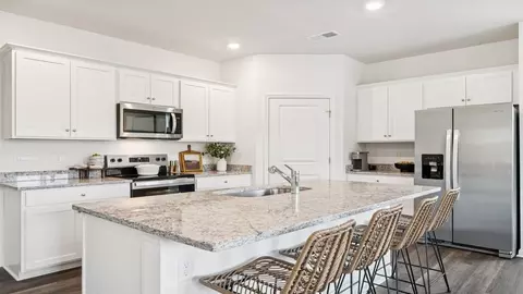 Kitchen - 002 2, Staunton, VA 24401 photo 6 of 15