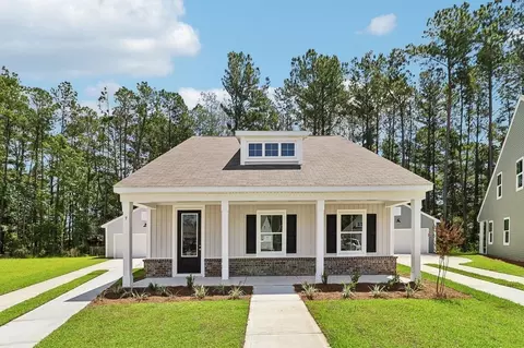 9 Standing Oaks Ln, Okatie, SC 29909