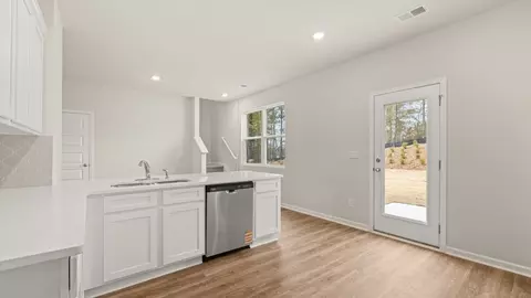 Kitchen - 88 Bristol Blvd, Winder, GA 30680 photo 4 of 9