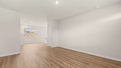 Living - 88 Bristol Blvd, Winder, GA 30680 photo 2 of 2
