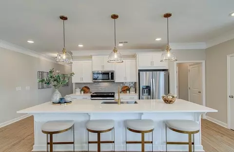 Kitchen - 201 Admor Ln, Acworth, GA 30102 photo 5 of 22