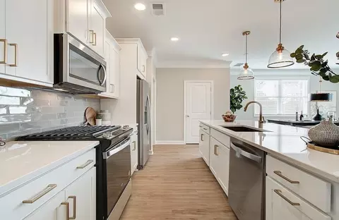 Kitchen - 201 Admor Ln, Acworth, GA 30102 photo 1 of 22