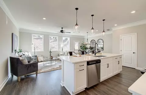 Kitchen - 201 Admor Ln, Acworth, GA 30102 photo 12 of 22