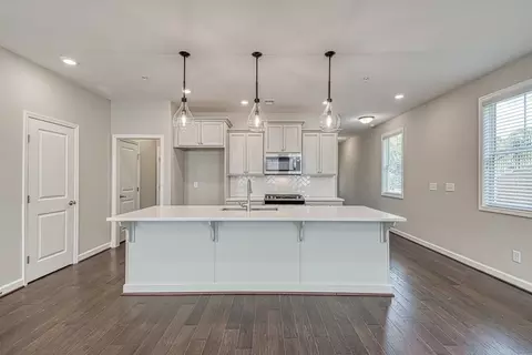 Kitchen - 201 Admor Ln, Acworth, GA 30102 photo 10 of 22
