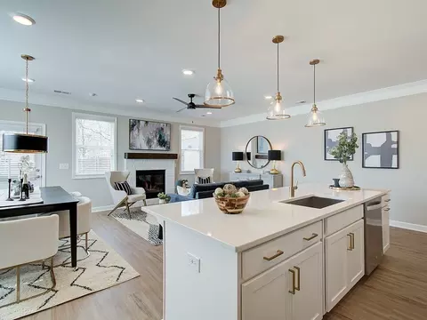 Kitchen - 201 Admor Ln, Acworth, GA 30102 photo 6 of 22