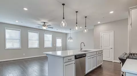 Kitchen - 201 Admor Ln, Acworth, GA 30102 photo 7 of 22