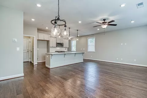 Living - 201 Admor Ln, Acworth, GA 30102 photo 9 of 15