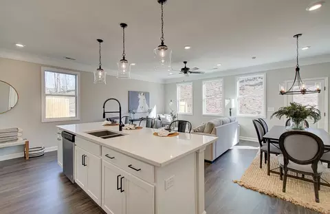 Kitchen - 201 Admor Ln, Acworth, GA 30102 photo 16 of 22