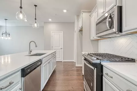 Kitchen - 201 Admor Ln, Acworth, GA 30102 photo 8 of 22