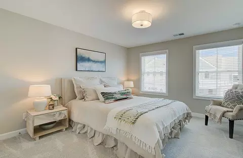Bedroom - 201 Admor Ln, Acworth, GA 30102 photo 4 of 14