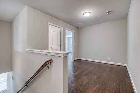 Entry Way - 201 Admor Ln, Acworth, GA 30102 photo 5 of 10