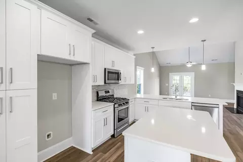 Kitchen - 700 Long Point Rd, Vass, NC 28394 photo 25 of 68