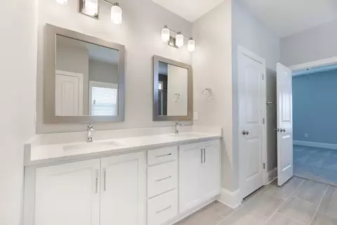 Bath - 700 Long Point Rd, Vass, NC 28394 photo 15 of 43