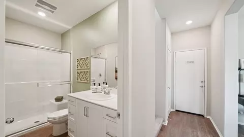 Entry Way - 31359 Vine Leaf Ct, Winchester, CA 92596 photo 5 of 7