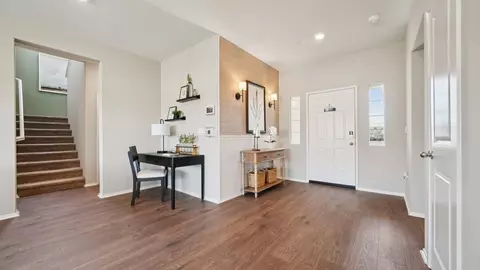 Entry Way - 31359 Vine Leaf Ct, Winchester, CA 92596 photo 1 of 7
