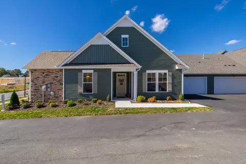 100 Durham St, Smithfield, VA 23430