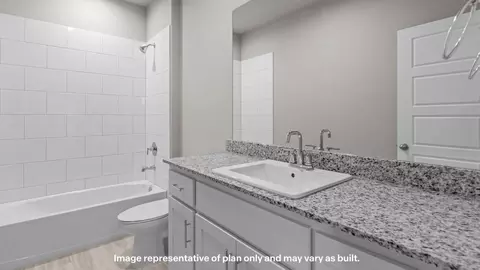 Bath - 7601 Yellow Jacket Rd, Odessa, TX 79765 photo 3 of 3