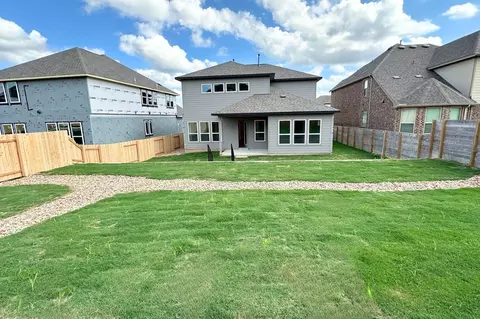 Exterior - 3012 Delaware St, Leander, TX 78641 photo 6 of 7