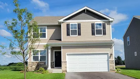 6916 Willow Dr, Wonder Lake, IL 60097