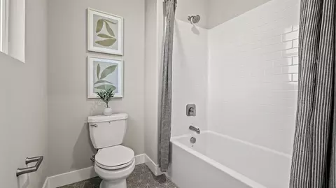 Bath - 26745 Foliage Ln, Valencia, CA 91381 photo 5 of 7