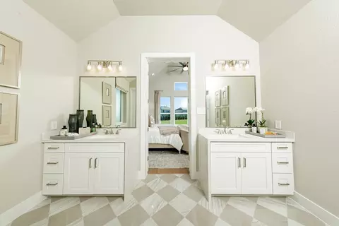 Bath - 17721 Coronation St, Conroe, TX 77302 photo 2 of 3