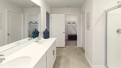 Bath - 3704 Village Blvd NW, Conover, NC 28613 photo 3 of 7