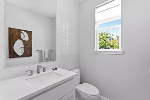 Bath - 4014 Cascade Way, San Ramon, CA 94583 photo 2 of 5