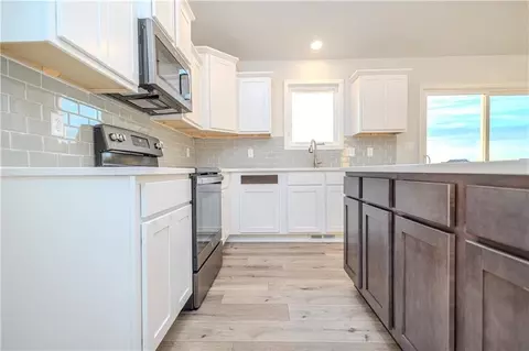 Kitchen - Locust Street, Waukee, IA 50263 photo 3 of 4