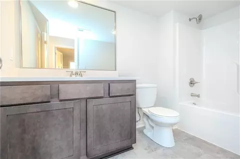 Bath - Locust Street, Waukee, IA 50263 photo 2 of 2