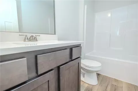 Bath - Locust Street, Waukee, IA 50263 photo 1 of 2
