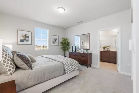 Bedroom - 1095 Goffey Cir, Galt, CA 95632 photo 2 of 2