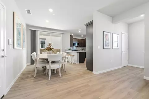 Entry Way - 1095 Goffey Cir, Galt, CA 95632 photo 1 of 4